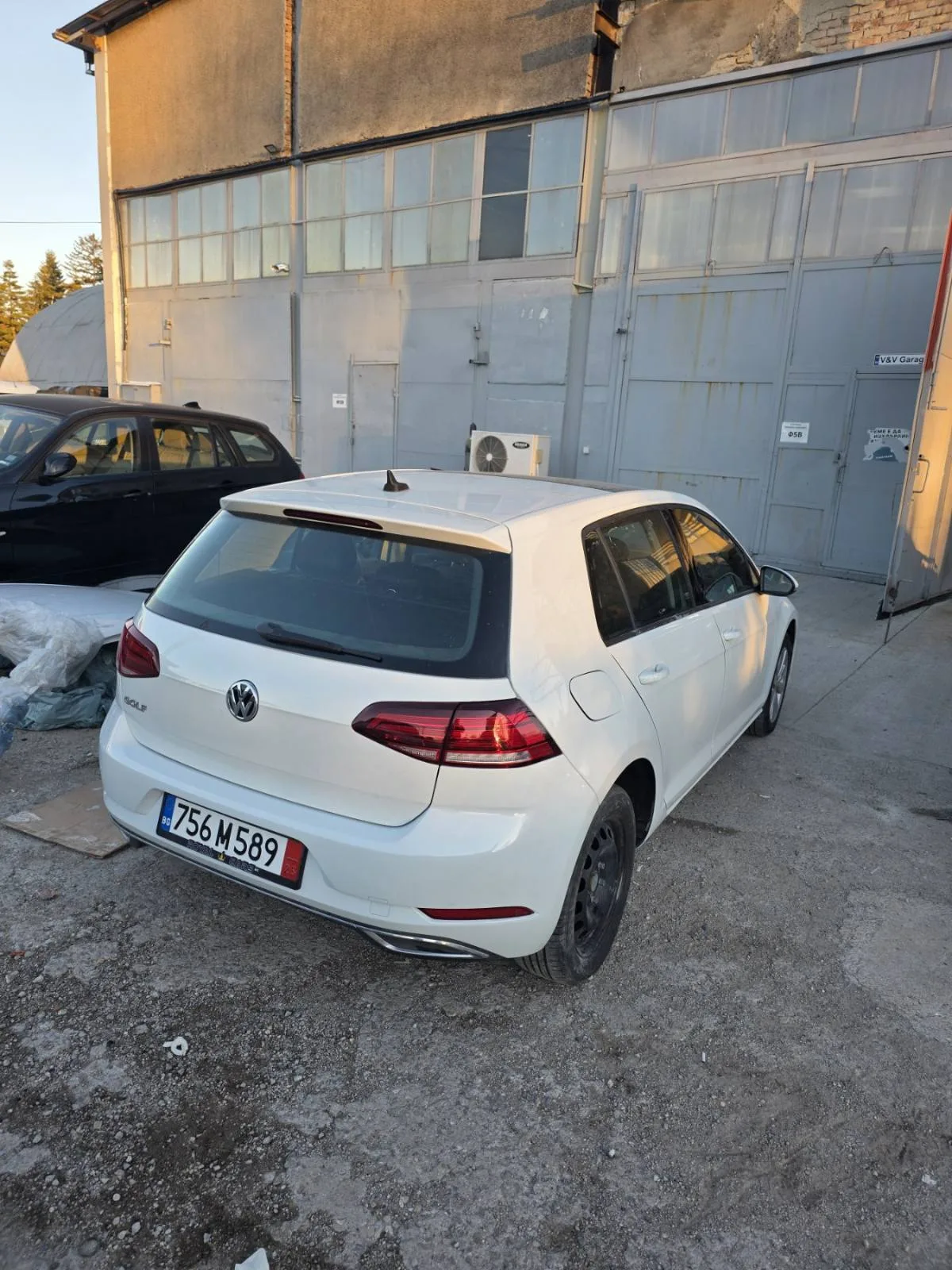 Volkswagen Golf 7 – възстановяване след удар в задна част