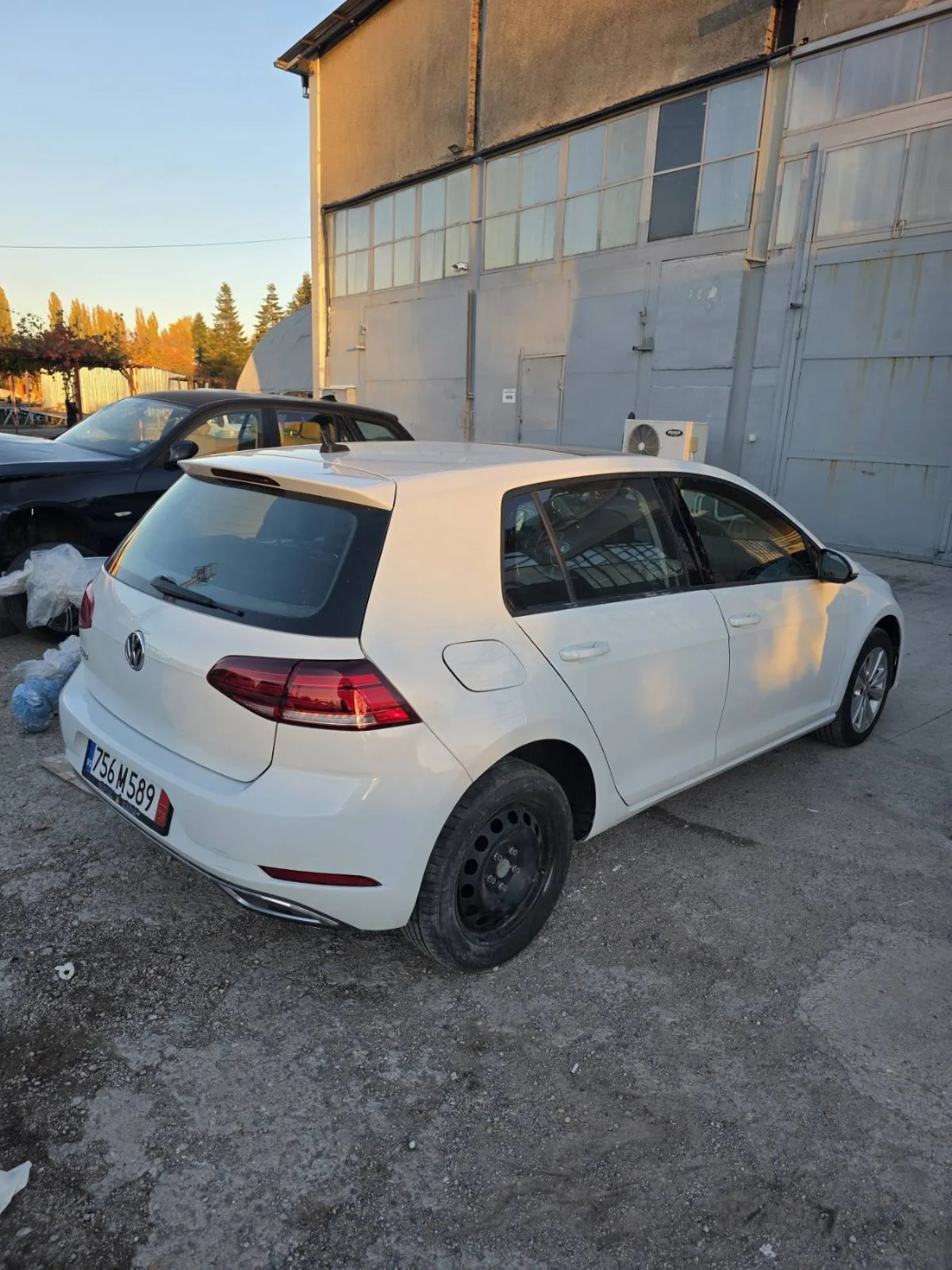 Volkswagen Golf 7 – възстановяване след удар в задна част